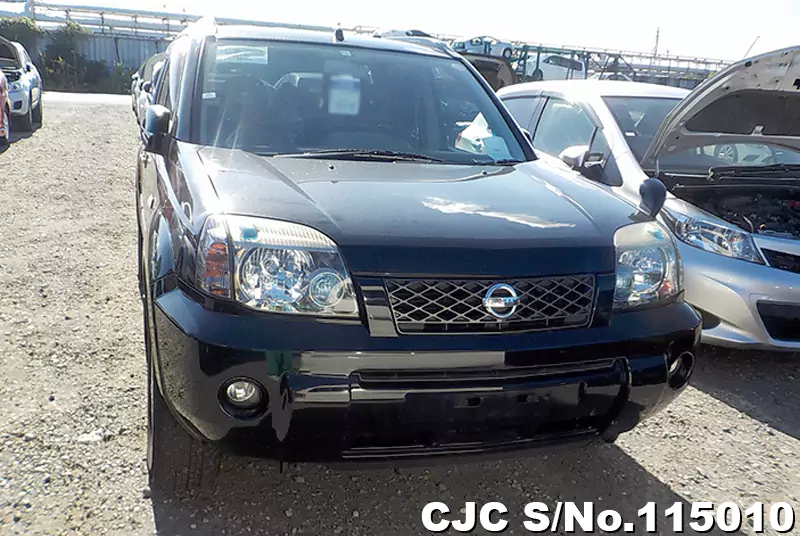 Nissan X-Trail in Black for Sale Image 4