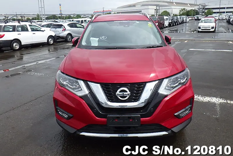 Nissan X-Trail in Red for Sale Image 4