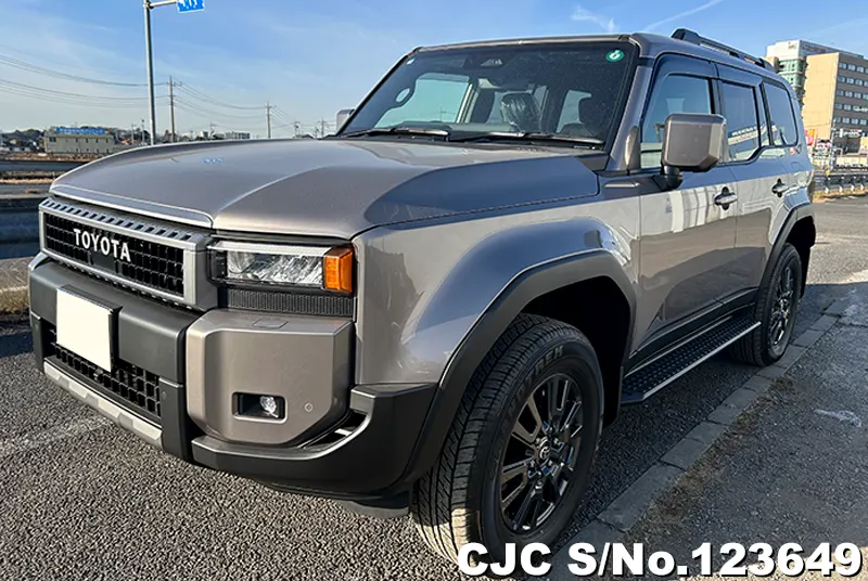 Toyota Land Cruiser 250 in Avante Bronze Metallic for Sale Image 3