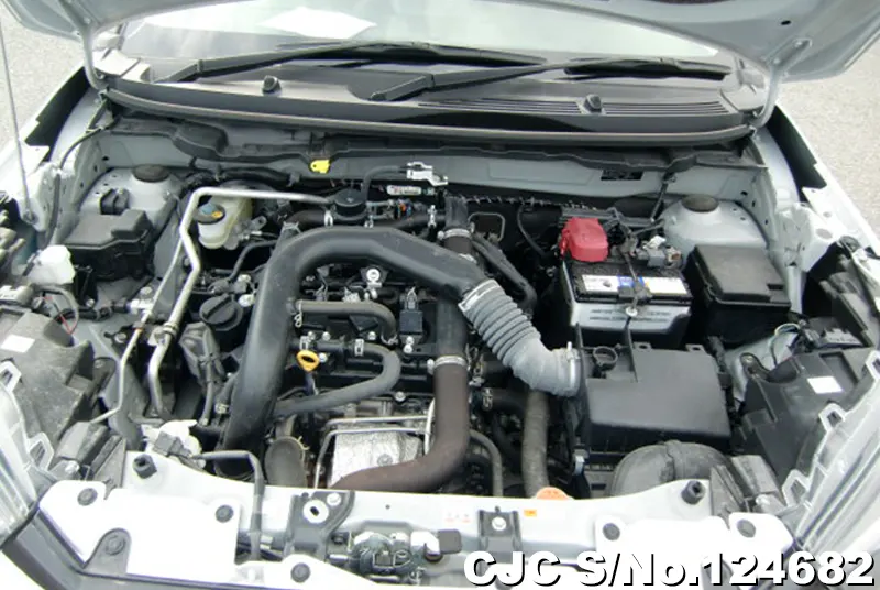 Toyota Raize in White for Sale Image 20