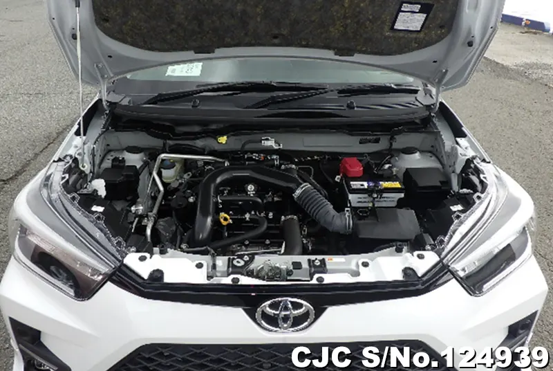 Toyota Raize in White for Sale Image 9