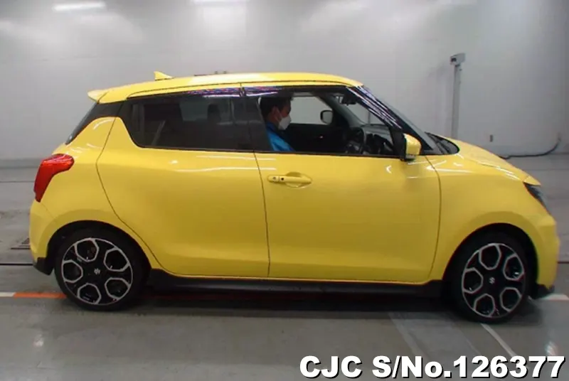 Suzuki Swift Sports in Yellow for Sale Image 4