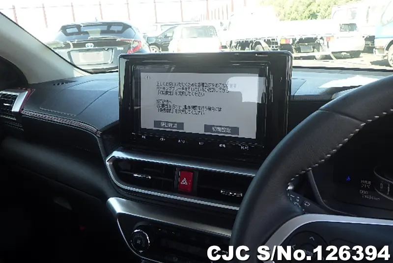 Toyota Raize in White for Sale Image 15