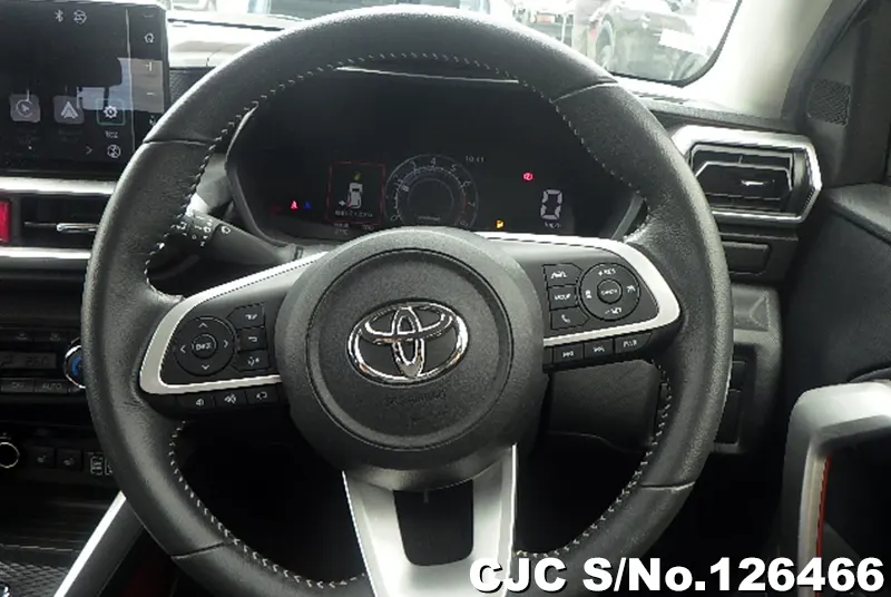 Toyota Raize in White for Sale Image 14