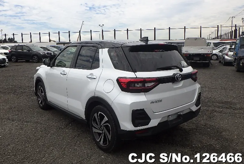 Toyota Raize in White for Sale Image 1