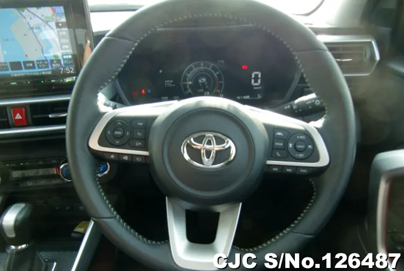 Toyota Raize in Pearl for Sale Image 14