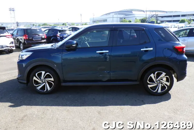 Toyota Raize in Navy Blue for Sale Image 7