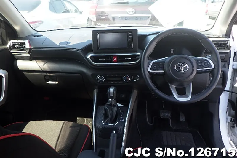 Toyota Raize in White for Sale Image 9