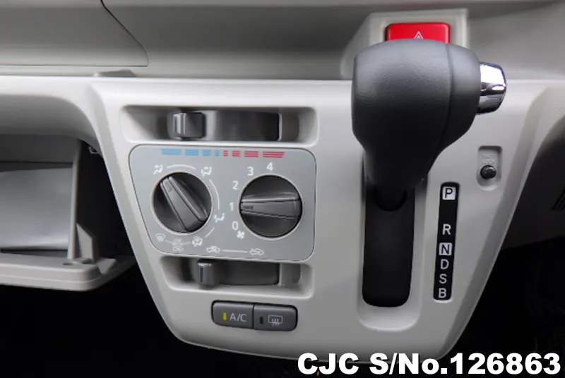 Daihatsu Mira E:S in Pearl for Sale Image 16