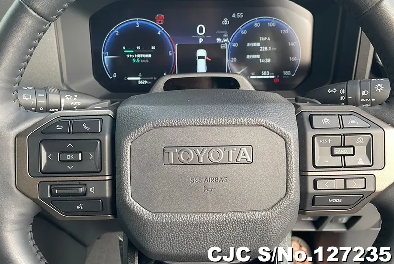 Toyota Land Cruiser 250 in Pearl for Sale Image 6