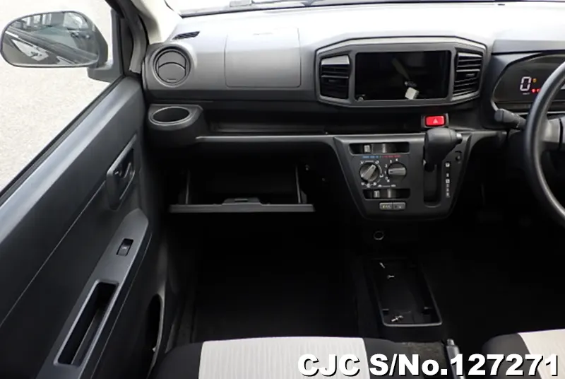 Daihatsu Mira E:S in Black for Sale Image 17