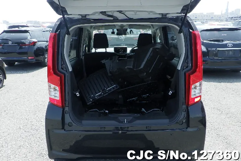 Daihatsu Move in Black for Sale Image 4