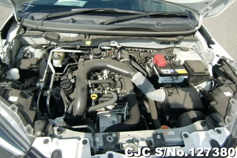 Toyota Raize in Pearl for Sale Image 20