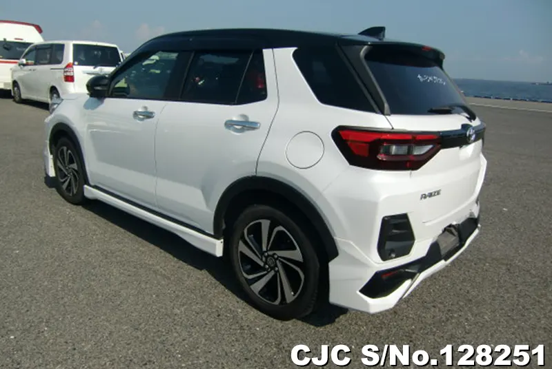 Toyota Raize in Pearl for Sale Image 1
