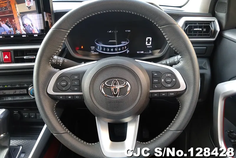 Toyota Raize in White for Sale Image 8