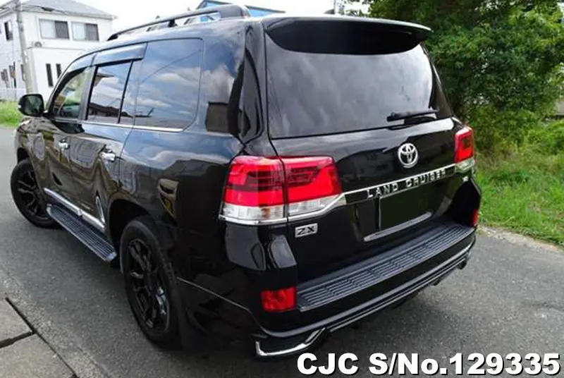 Toyota Land Cruiser in Black for Sale Image 1