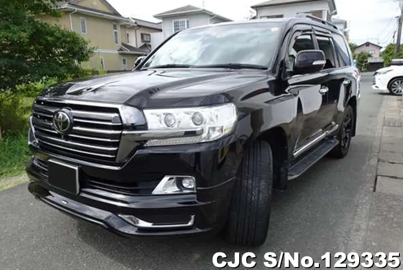 Toyota Land Cruiser in Black for Sale Image 3