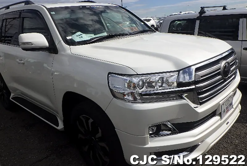 Toyota Land Cruiser in Pearl for Sale Image 3