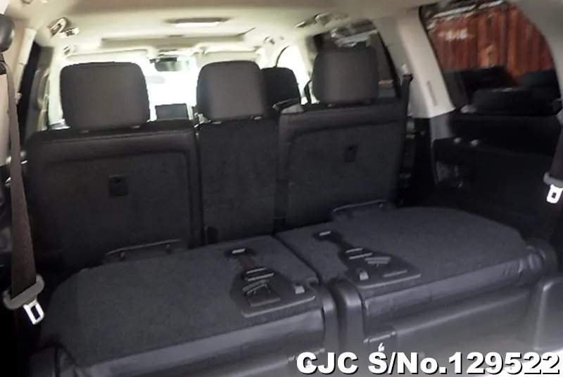 Toyota Land Cruiser in Pearl for Sale Image 4