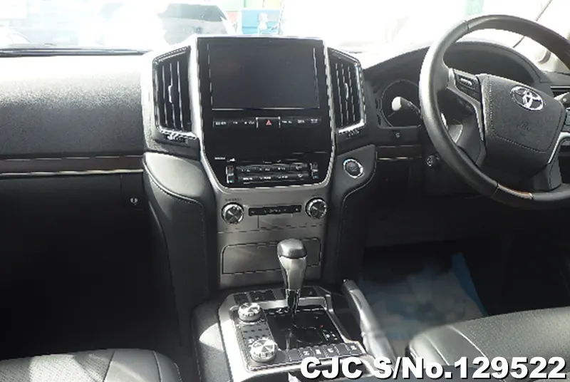 Toyota Land Cruiser in Pearl for Sale Image 5