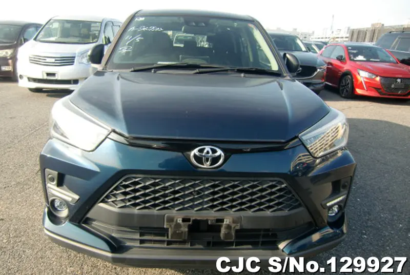 Toyota Raize in Blue for Sale Image 4