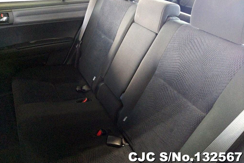 Toyota Corolla Fielder in White for Sale Image 8