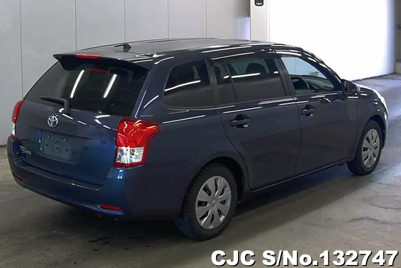 Toyota Corolla Fielder in Navy Blue for Sale Image 2