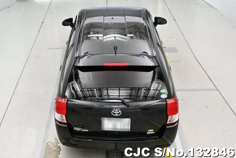Toyota Corolla Fielder in Black for Sale Image 5