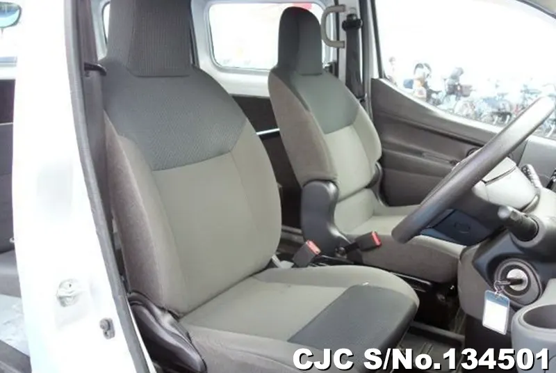 Nissan NV200 in Silver for Sale Image 6