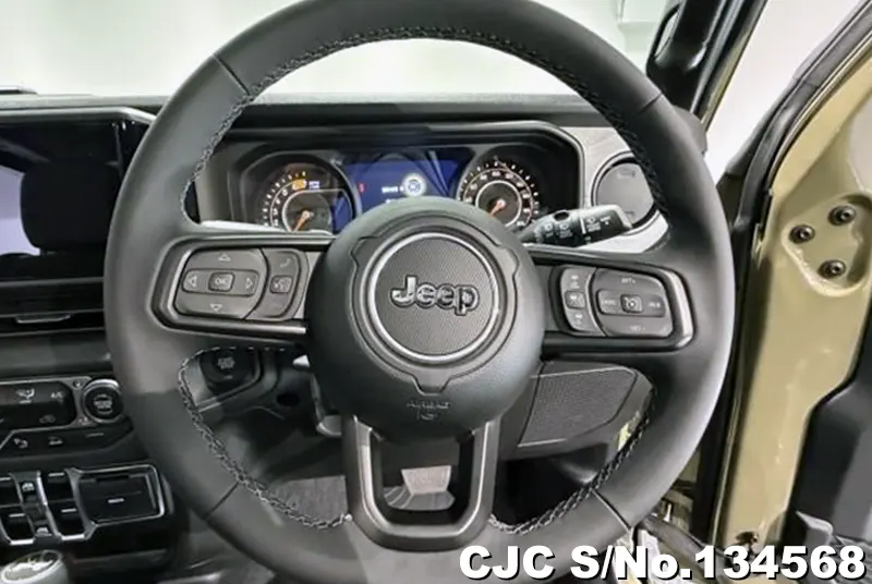 Jeep Wrangler in Green for Sale Image 6