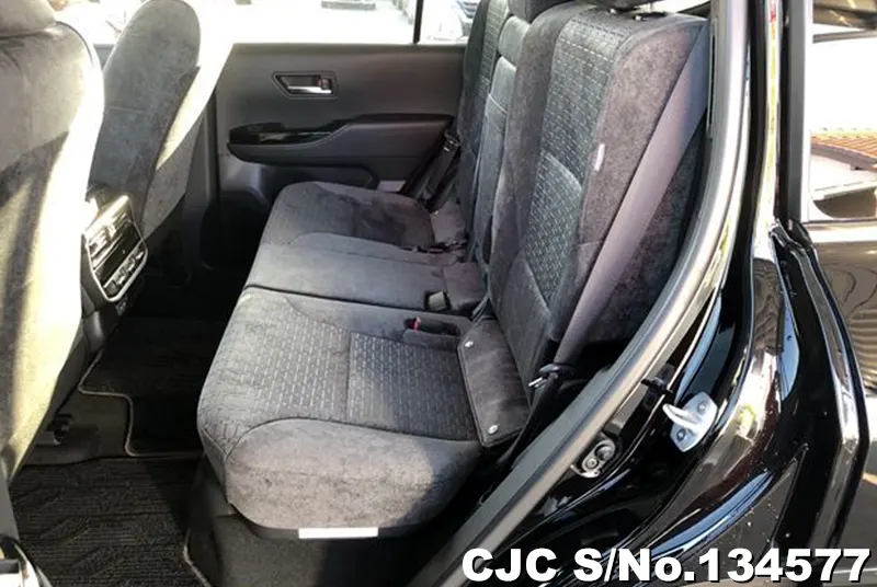 Toyota Land Cruiser in Black for Sale Image 10