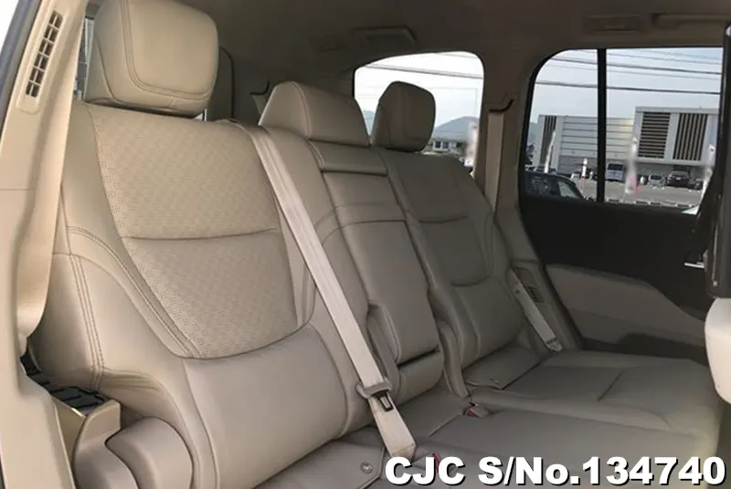 Toyota Land Cruiser in Pearl for Sale Image 9