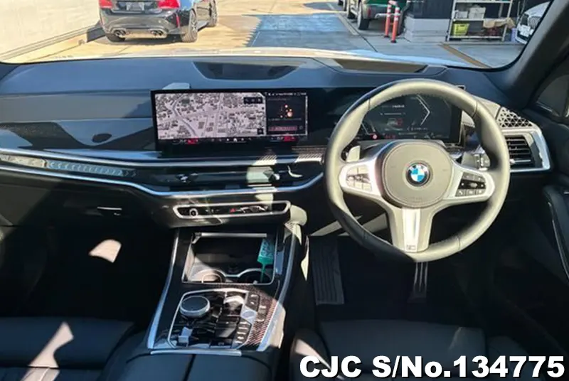 BMW X5 in White for Sale Image 6