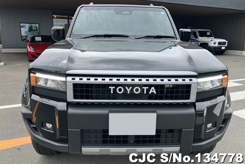 Toyota Land Cruiser 250 in Black for Sale Image 4