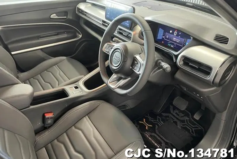 Chrysler Jeep Avenger in Black for Sale Image 6