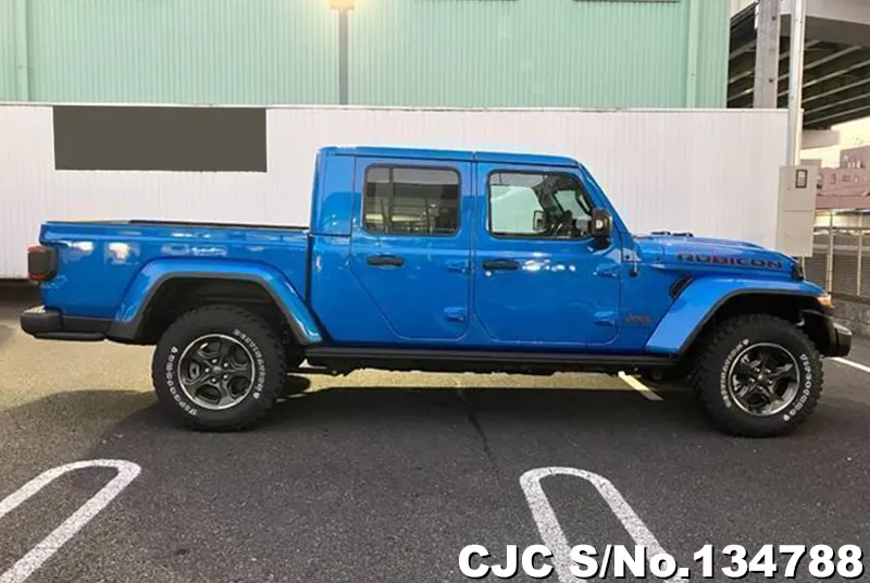 Chrysler Jeep Gladiator in Blue for Sale Image 3