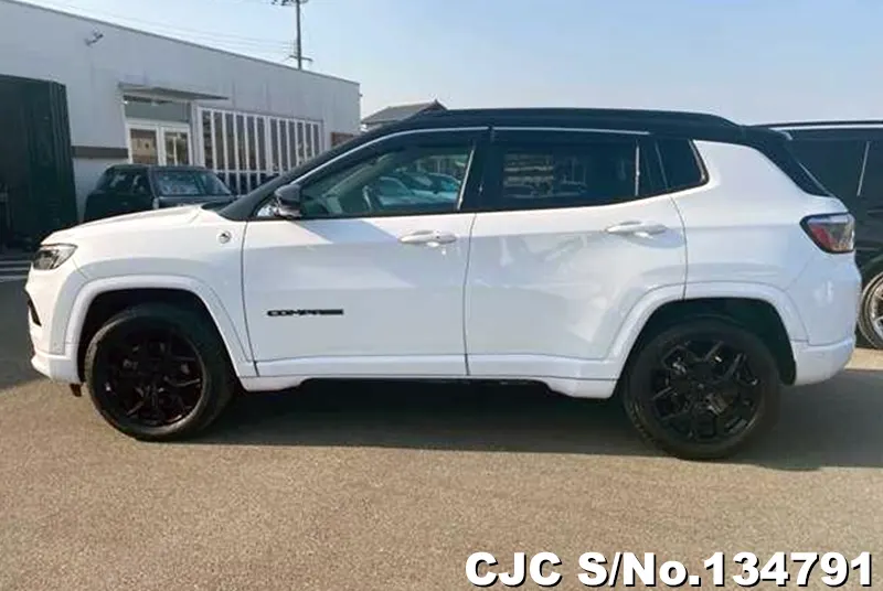 Chrysler Jeep Compass in White for Sale Image 6