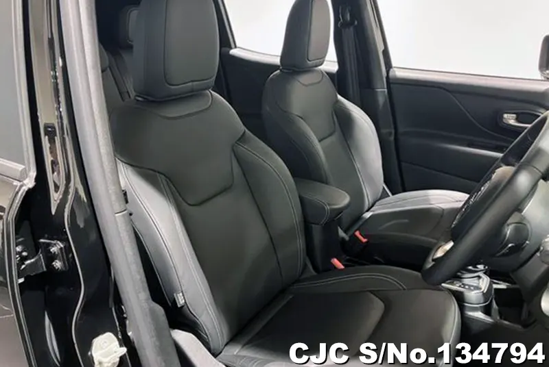 Chrysler Jeep Wrangler in Black for Sale Image 8