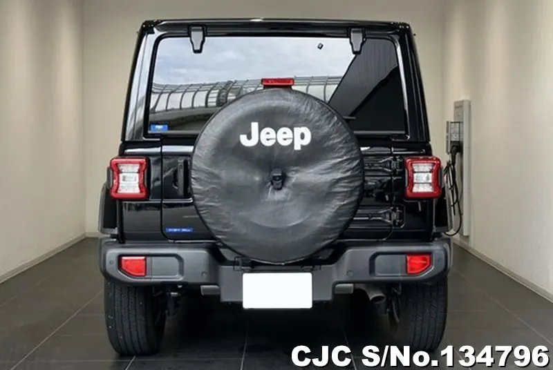 Chrysler Jeep Wrangler in Black for Sale Image 2