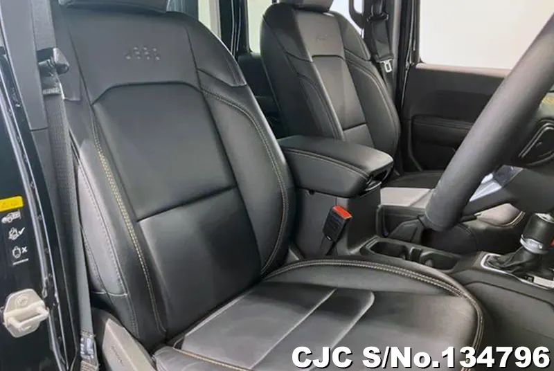 Chrysler Jeep Wrangler in Black for Sale Image 8