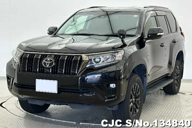 Toyota Land Cruiser Prado in Black for Sale Image 3
