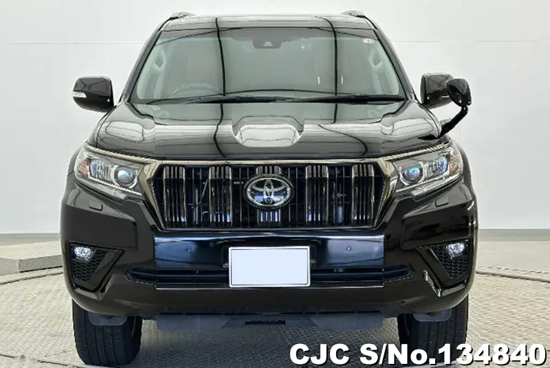 Toyota Land Cruiser Prado in Black for Sale Image 4