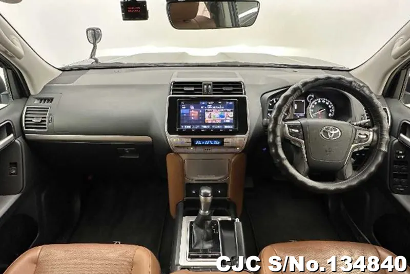 Toyota Land Cruiser Prado in Black for Sale Image 9