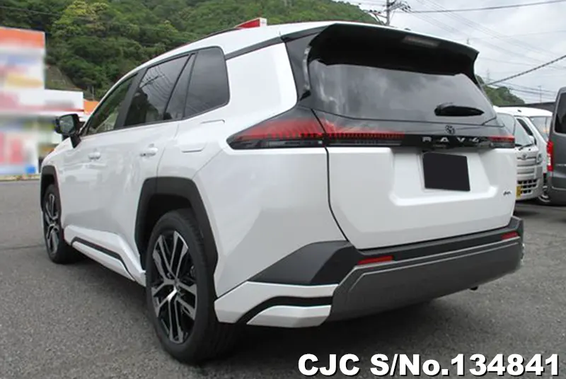 Toyota Rav4 in White for Sale Image 1