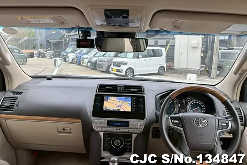 Toyota Land Cruiser Prado in Pearl for Sale Image 7