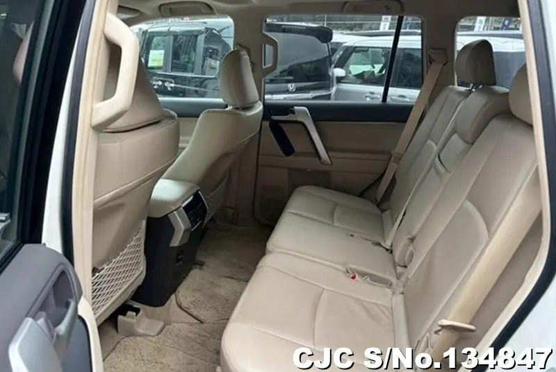 Toyota Land Cruiser Prado in Pearl for Sale Image 10