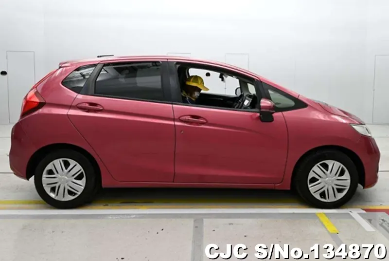 Honda Fit in Pink for Sale Image 6
