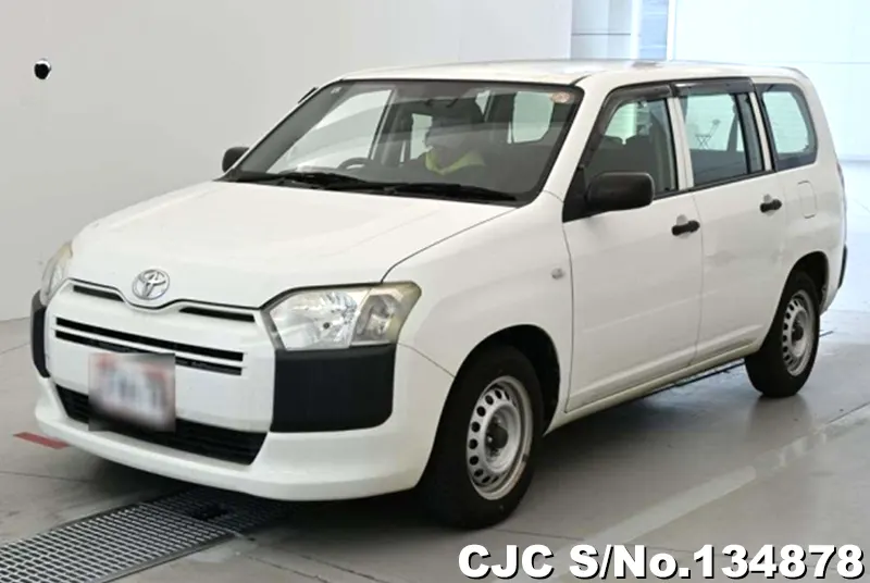 Toyota Probox in White for Sale Image 3