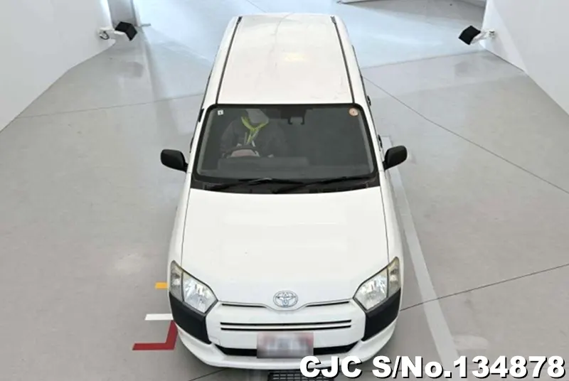 Toyota Probox in White for Sale Image 4