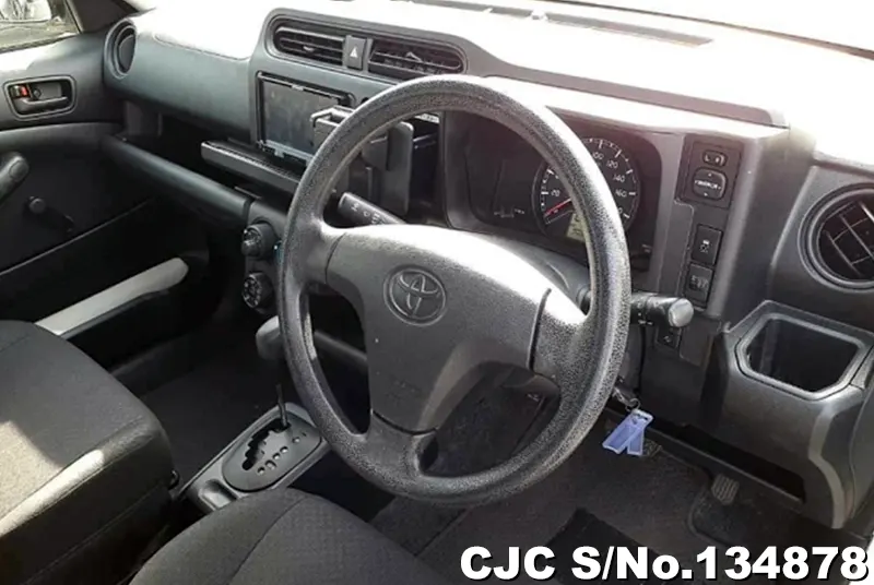 Toyota Probox in White for Sale Image 8